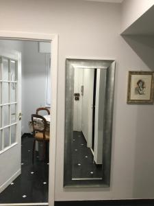 Fotografia z galérie ubytovania Casa di Aldo: una casa nel centro di Nervi. v Janove