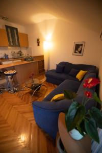 Un lugar para sentarse en Cushy apartment close to city Centre