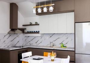 Fotografie z fotogalerie ubytování Vesper Suites v destinaci Dhërmi