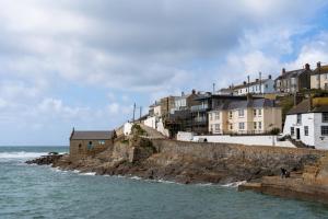 Gallery image of Finest Retreats - The Hideaway - Studio Apartment in Porthleven in Porthleven