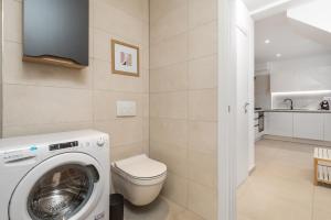 Kúpeľňa v ubytovaní Gallery apartment Megan2 with parking + 27 fotografií