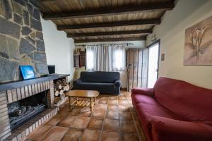 A seating area at RuralEcofilabres