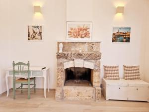 A seating area at Villa Anna holiday house