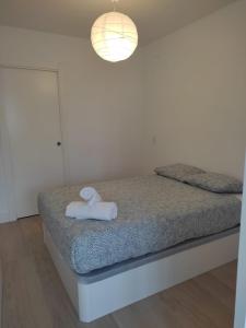 pisos con piscina barrio exclusivo-WizinkCenter, Madrid ...