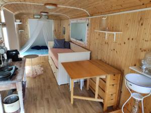Posezení v ubytování Maringotka Domov -Tiny house