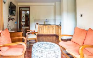 Posezení v ubytování dreamplace Gigiri