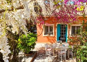 Vonkajšia záhrada v ubytovaní Corfu Town Garden Cottage