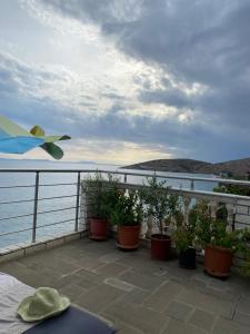 Gallery image of Ionian Bay Rooms in Qeparo +20 photos