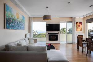 Gallery image of Athenian Riviera Sea View Penthouse in Vari