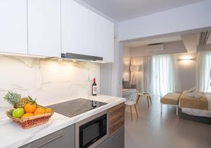 Kuchyň nebo kuchyňský kout v ubytování Electra Luxury Apartment at the Heraklion Center