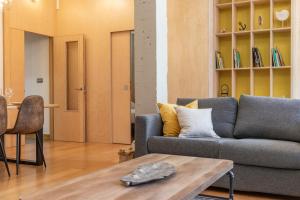 Część wypoczynkowa w obiekcie NEW! Lovely 3-Bedroom Loft in Bilbao