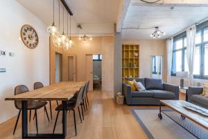 Część wypoczynkowa w obiekcie NEW! Lovely 3-Bedroom Loft in Bilbao