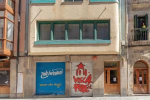 Budynek, w którym mieści się apartament