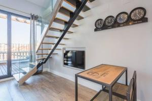 Zdjęcie z galerii obiektu RETIRO LUXURY PENTHOUSE, By Presidence Rentals w Madrycie