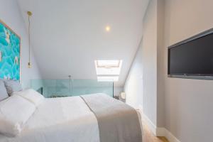 Zdjęcie z galerii obiektu RETIRO LUXURY PENTHOUSE, By Presidence Rentals w Madrycie