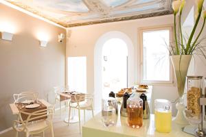 Gallery image of Borgoleoni 18 - Room and Breakfast in Ferrara
