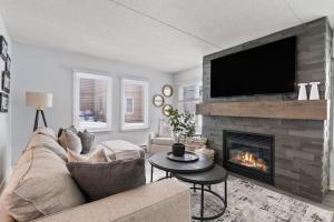 Gallery image of Mountain Walk Chalet Across From Blue Mtn Village in Blue Mountains