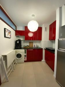 Kuchyňa alebo kuchynka v ubytovaní Apartament Warszawa Śródmieście