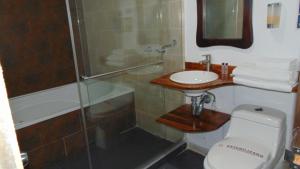 Koupelna v ubytování Finca Hotel La Quinta Porra