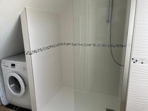 Koupelna v ubytování Appartement T3 vue mer Sauzon balcon et parking privé