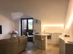 A seating area at Maria Ancona suite