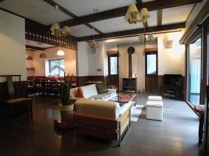 Posezení v ubytování B&B Koyuki Hakuba