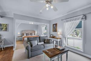 Posezení v ubytování Diamondvale Estate Stanthorpe + 37 fotografií