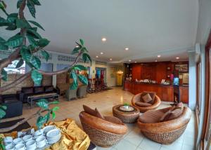 Et sittehjørne på Sabda Alam Hotel & Resort