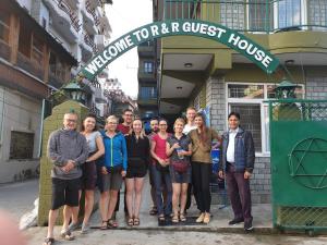 Mga guest na naka-stay sa R&R Guest House