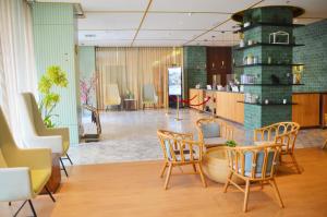 Istumisnurk majutusasutuses Louis Kienne Hotel Pemuda