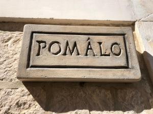 Certifikát, hodnocení, plakát nebo jiný dokument vystavený v ubytování Pomalo Inn