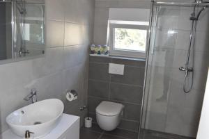 Koupelna v ubytování Villa Dalija