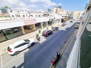 Φωτογραφία από το άλμπουμ του Cheer Up City Apartment, Near to the Finikoudes Beach στη Λάρνακα +5 φωτογραφίες