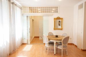 Φωτογραφία από το άλμπουμ του Star in Toledo By Dimorra στη Νάπολη +31 φωτογραφίες