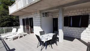 Balkón nebo terasa v ubytování Apartment Classic