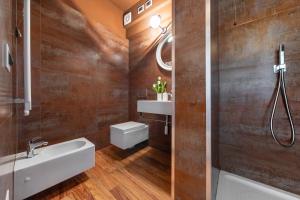 Ένα μπάνιο στο GetTheKey Pavaglione Apartment