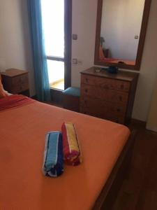 Posteľ alebo postele v izbe v ubytovaní Lovely & Cozy Apartment with Magnificent Sea View, near the center
