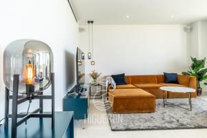 A seating area at HigueronRentals Skotte