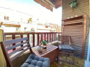 En balkon eller terrasse på Modern apartment close to the Camp Nou Stadium