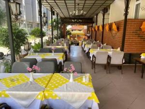Restaurace v ubytování Bilkay Hotel