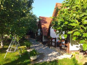 Zahrada ubytování Cozy bungalow in Brinjani with garden view 30 m²