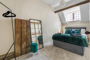 Gallery image of Characteristic 4 Bed Apartment in the Heart of Windsor in Windsor