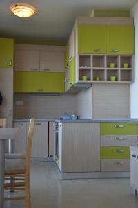 Kuchyň nebo kuchyňský kout v ubytování Brezza Marina House