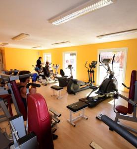 Fitness centrum a/nebo fitness zařízení v ubytování Mobil Home Hyères les palmiers