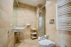 Ένα μπάνιο στο SWEETSUITE Rome +37 φωτογραφίες