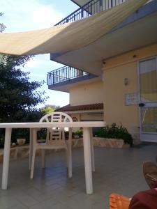 A balcony or terrace at L'Agrifoglio Dell'Etna