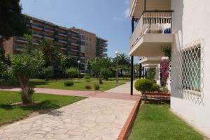 Budova, kde se apartmán nachází + 5 fotografií