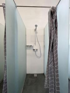 Ett badrum på Khust Hostel