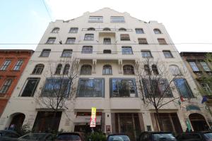 The building in which Az apartmant is located