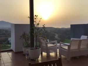 Ein allgemeiner Bergblick oder ein Berglick von der Ferienwohnung aus